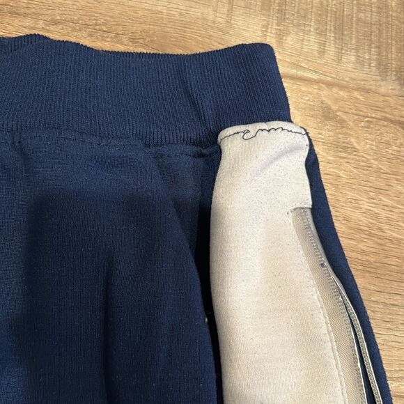 Blue color jogger - Picture 4 of 9